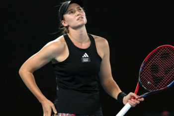 Фотография к новости: "Я уничтожена": Рыбакина рассказала о матче с лучшей теннисисткой России