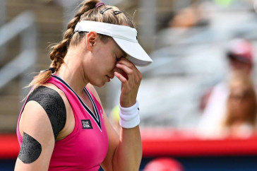 Фотография к новости: Легла спать в 5 утра и встала в 10: Рыбакина раскритиковала организацию турнира в Монреале