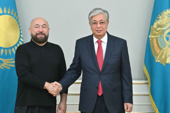 Фотография к новости: Президент обсудил развитие казахстанского кинематографа с Бекмамбетовым