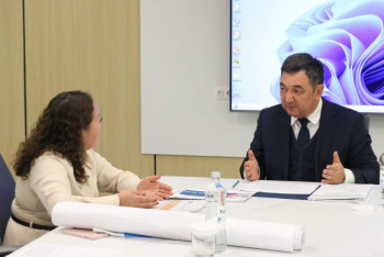 Фотография к новости: Дархан Кыдырали провел личный прием граждан