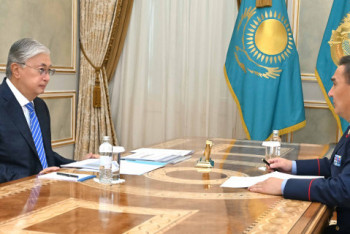 Фотография к новости: Токаев дал поручение министру МВД Ахметжанову