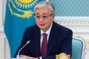 Фотография к новости: Токаев прибыл в Алматы