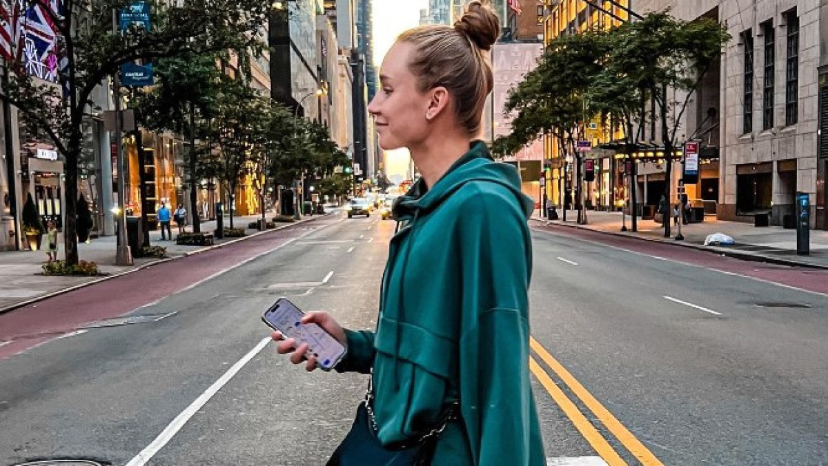  instagram.com/lenarybakina