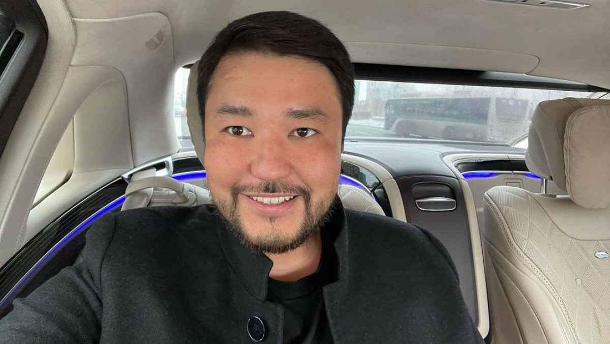  Instagram / abimarat