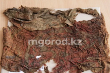 Фотография к новости: Артефакт из ЗКО направят тюркологам на изучение