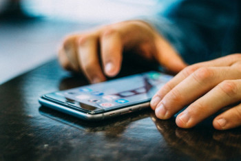 Фотография к новости: Кредит на 1,5 млн тенге оформил на работника владелец магазина