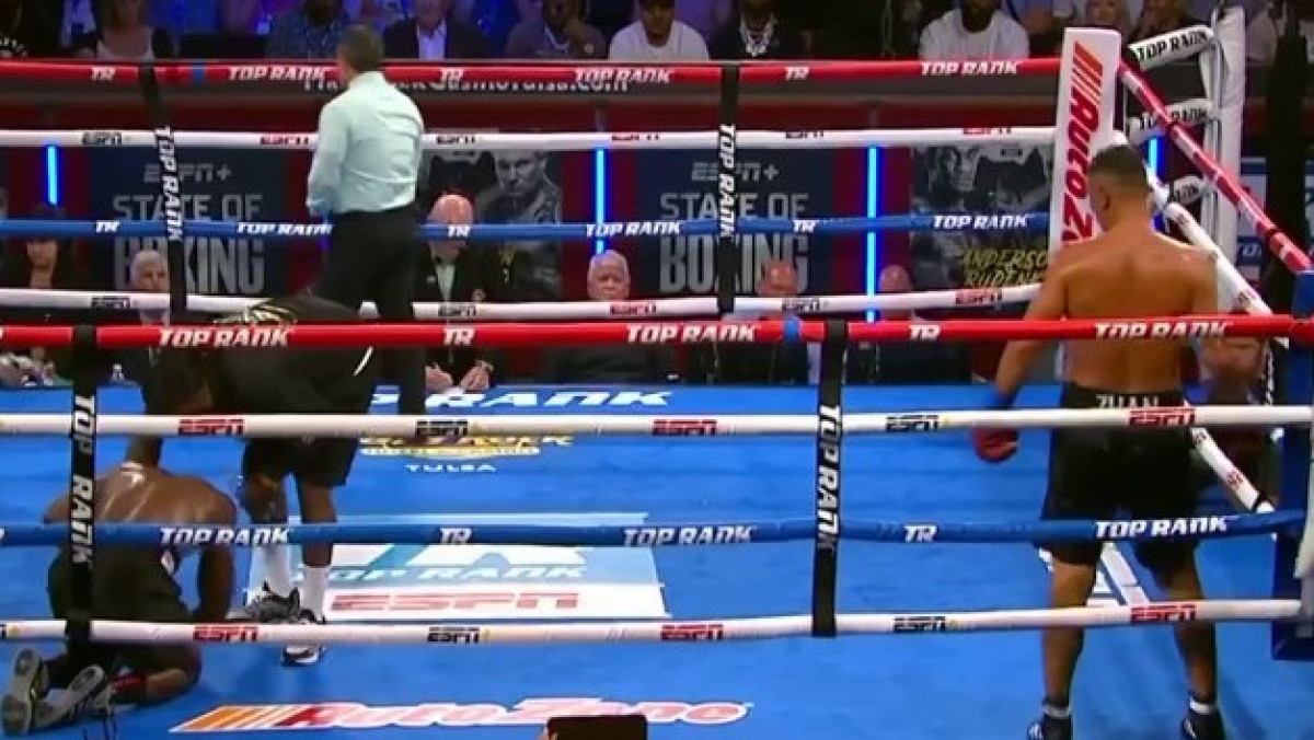  скриншот с видео момента дисквалификации