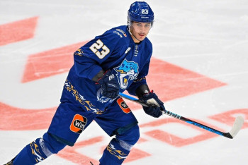 Фотография к новости: “Барыс” заключил контракт с двумя юными казахстанскими хоккеистами