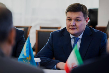 Фотография к новости: Асхат Оралов похвастался достижениями в должности министра и поблагодарил бывших коллег