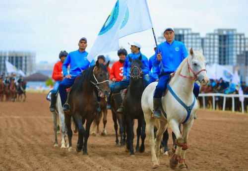 Фотография к новости: В Астане открыли VI фестиваль национальных видов спорта