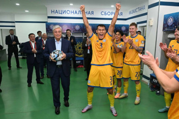 Фотография к новости: Президент сделал замечание футболистам сборной Казахстана