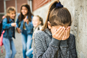 Фотография к новости: В Казахстане разработают антибуллинговую программу по опыту Финляндии