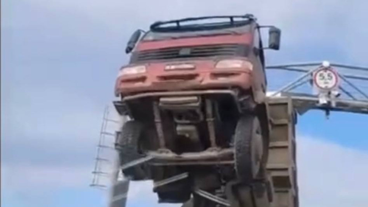  polisia.kz (скриншот)