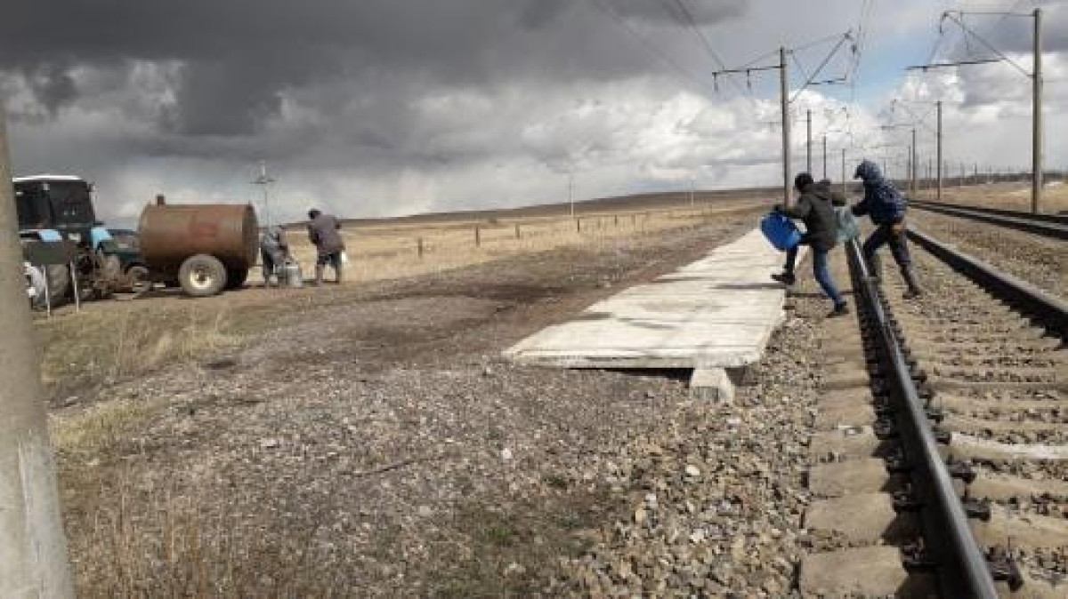  жители с. Енбек.