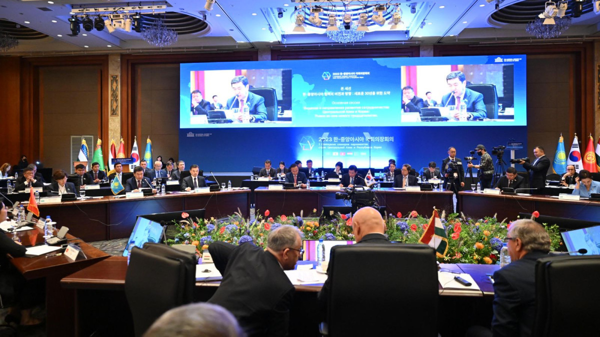  пресс-служба Мажилиса