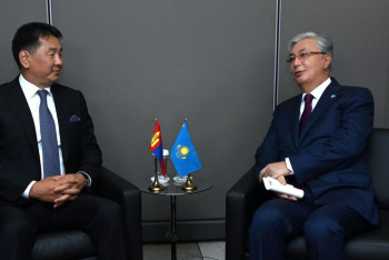 Фотография к новости: Токаев провел переговоры с президентом Монголии