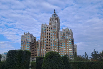 Фотография к новости: Подросток упал с высоты в ЖК "Триумф Астаны": его родные сделали заявление