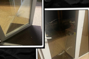 Фотография к новости: Пинком разбила дверь остановки: астанчанку оштрафовали  на 69 тысяч тенге