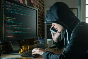 Фотография к новости: Казахстанец установил мобильное приложение и лишился 2,5 млн тенге