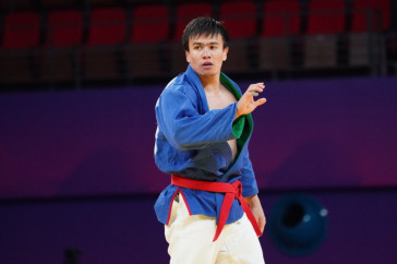 Фотография к новости: Борец Бекадил Шаймерденов завоевал серебро на Азиаде-2023