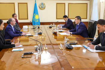 Фотография к новости: "ЭксонМобил" инвестировал в Казахстан 28 миллиардов долларов