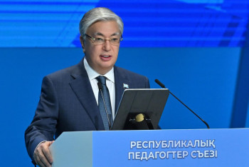 Фотография к новости: Президент Казахстана поздравил учителей с праздником