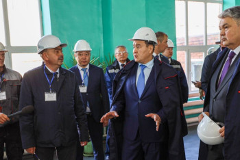 Фотография к новости: С работой ТЭЦ Риддера ознакомился Алихан Смаилов