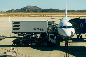 Фотография к новости: Китай запускает грузовые рейсы между КНР и Европой с технической посадкой в Казахстане