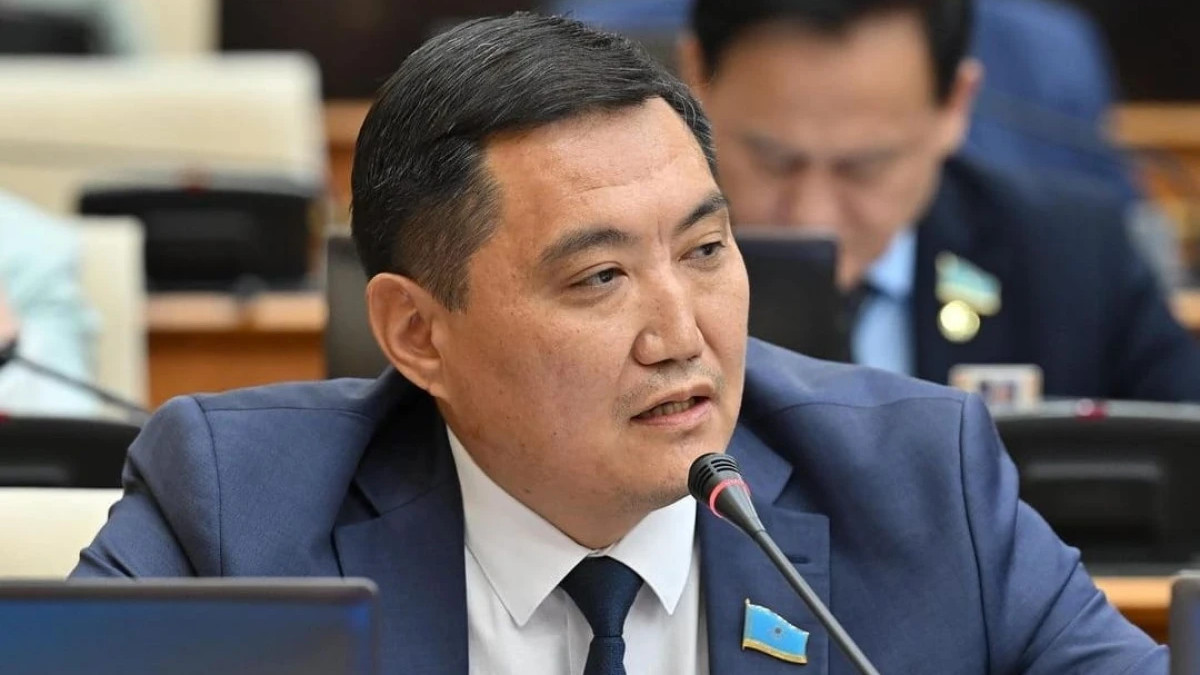  facebook.com/bbazarbek