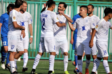 Фотография к новости: Аким Павлодарской области рассказал, как будут возрождать ФК "Иртыш"