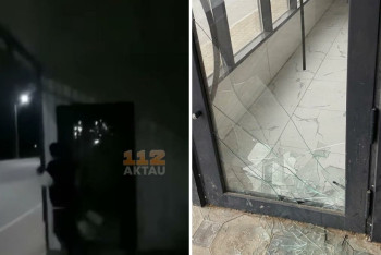 Фотография к новости: Разбившего стеклянную остановку подростка разыскивает полиция в Актау