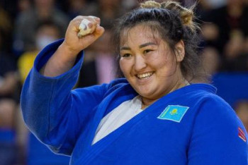 Фотография к новости: Камила Берликаш завоевала "серебро" на турнире Grand Slam в Абу-Даби