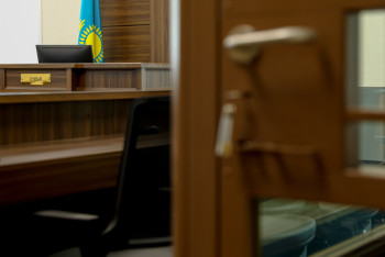 Фотография к новости: Судья, вынесший мягкий приговор убийце, лишился должности в Туркестанской области