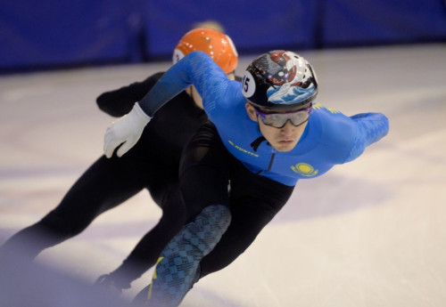 Фотография к новости: Бронзовую медаль завоевали казахстанцы в шорт-треке на Кубке мира