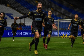 Фотография к новости: Футбольный клуб "Женис" пробился в премьер-лигу