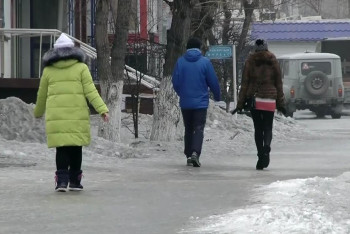 Фотография к новости: Число пострадавших из-за гололёда растёт в Петропавловске