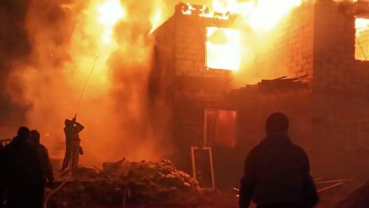  жителей пос. Караоткель.