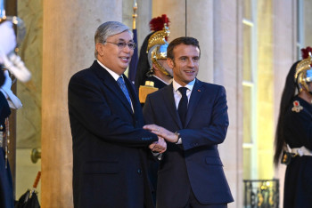 Фотография к новости: Что говорят иностранные эксперты о визите Макрона в Казахстан