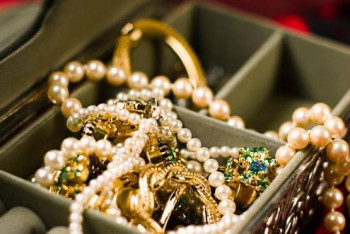 Фотография к новости: Золотые украшения украла домработница в Астане