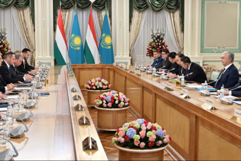 Фотография к новости: Касым-Жомарт Токаев: Между Казахстаном и Венгрией нет нерешённых вопросов