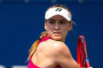 Фотография к новости: Матч Рыбакиной с Соболенко пришлось остановить