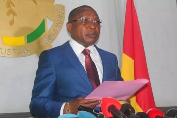 Фотография к новости: Бывший президент Гвинеи сбежал из тюрьмы после вооружённого нападения