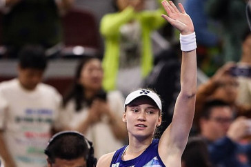 Фотография к новости: Елена Рыбакина "отпустила" Арину Соболенко