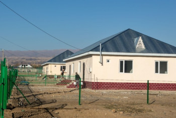 Фотография к новости: Мажилисмен предложил субсидировать покупающих в ипотеку жильё сельчан