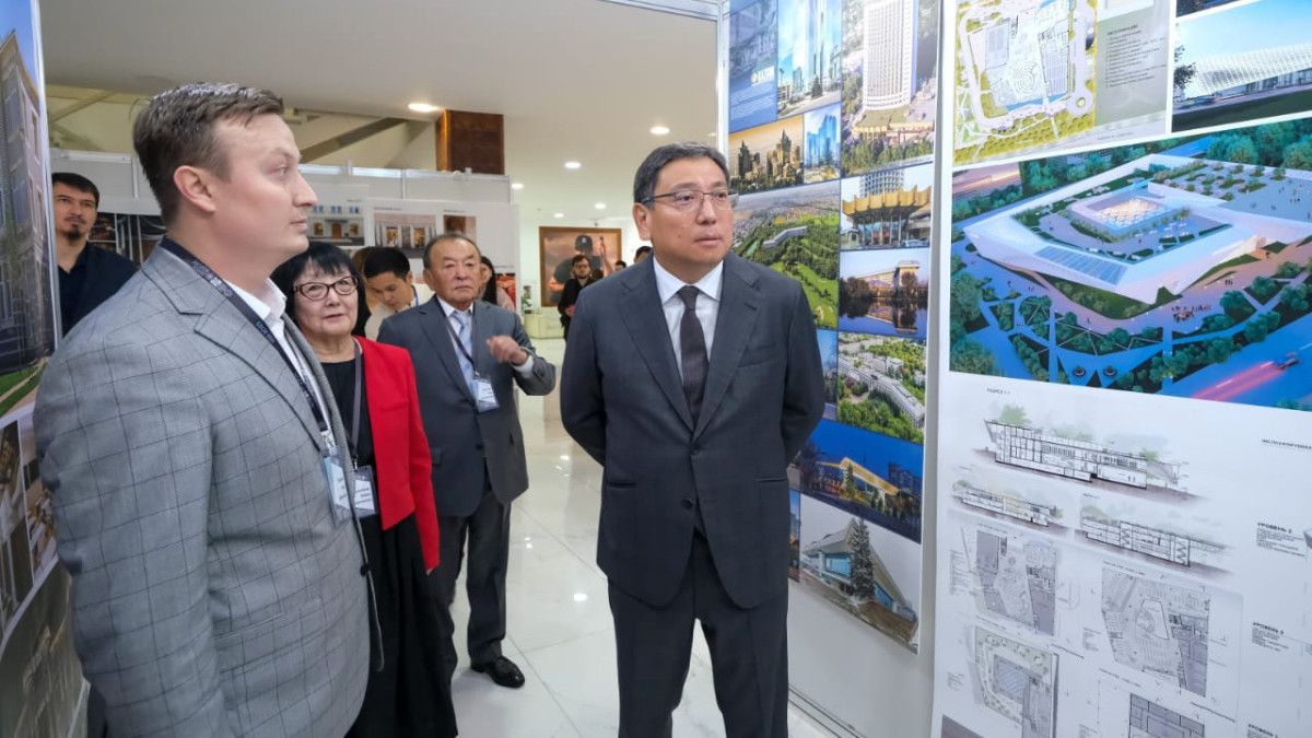  Александр Шахбазов.