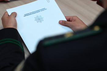 Фотография к новости: Должностные лица РГП "Казспецэкспорт" задержаны за хищение 1 млрд тенге