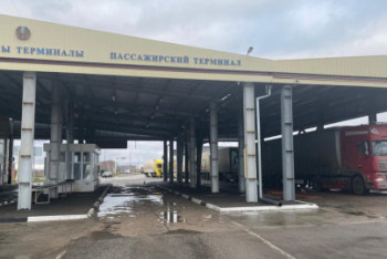 Фотография к новости: Казахстан ввёл электронную очередь для грузовых машин на границе с Россией