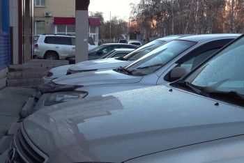 Фотография к новости: Избил пенсионерку и повредил 12 авто: при чем тут судья из ВКО?