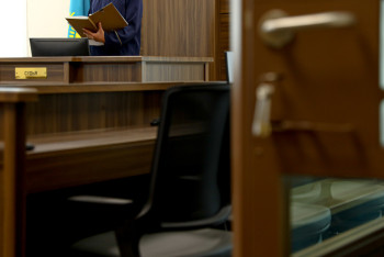 Фотография к новости: Таможенники проиграли суд о праве выходить на пенсию по выслуге лет в Казахстане