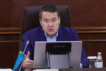 Фотография к новости: Мост через Бухтарминское водохранилище и больница в Риддере: о чём ещё говорили на совещании в Правительстве